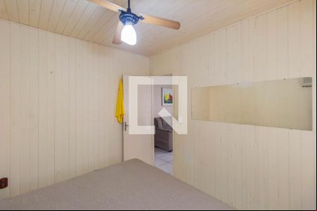 Quarto 1 de casa à venda com 2 quartos, 440m² em Niterói, Canoas
