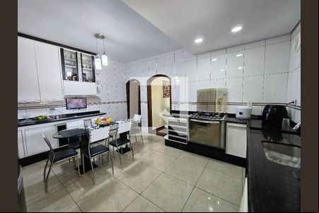 Cozinha de casa à venda com 3 quartos, 270m² em Jardim City, Guarulhos