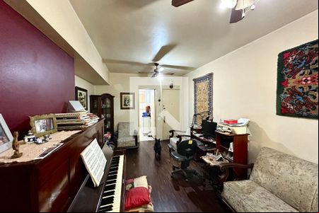Sala de apartamento à venda com 2 quartos, 72m² em Laranjeiras, Rio de Janeiro