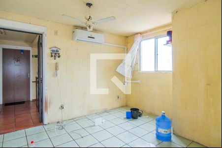 Sala de apartamento para alugar com 2 quartos, 40m² em Campo Novo, Porto Alegre