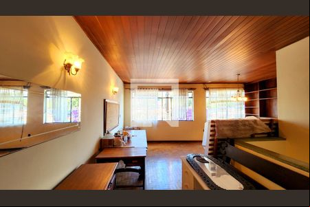 Sala de casa à venda com 4 quartos, 350m² em Jardim Pacaembu, Jundiaí