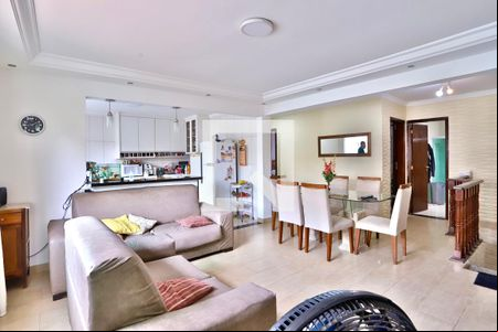 Sala de casa para alugar com 2 quartos, 240m² em Vila Invernada, São Paulo