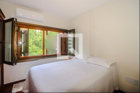 Suíte de apartamento à venda com 2 quartos, 95m² em Bela Vista, Porto Alegre