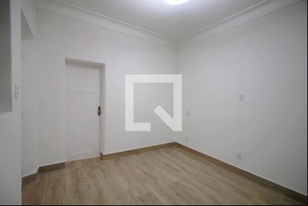 Sala de casa para alugar com 3 quartos, 290m² em Floresta, Belo Horizonte