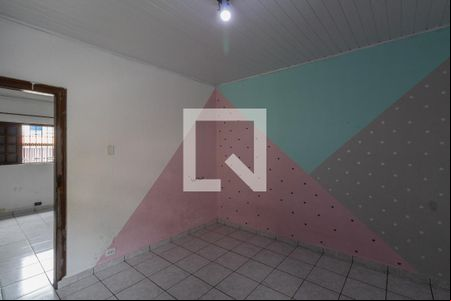 Quarto 1 de casa para alugar com 2 quartos, 110m² em Vila Ré, São Paulo