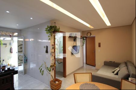 Sala de apartamento à venda com 2 quartos, 70m² em São Salvador, Belo Horizonte