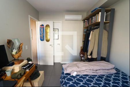 Quarto Suíte de apartamento para alugar com 1 quarto, 46m² em Jardim do Salso, Porto Alegre