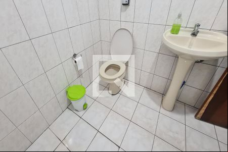 Banheiro de casa à venda com 4 quartos, 142m² em Vila Ema, São Paulo