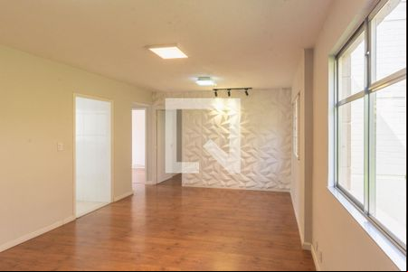 Sala de apartamento para alugar com 2 quartos, 67m² em Vila Marieta, Campinas