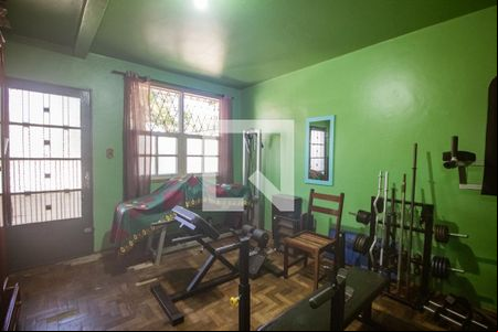 Sala de casa à venda com 3 quartos, 150m² em Nonoai, Porto Alegre