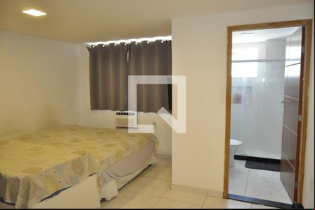 Suíte de casa de condomínio à venda com 2 quartos, 145m² em Tanque, Rio de Janeiro