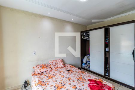 Quarto 01 de casa para alugar com 2 quartos, 72m² em Jardim D’abril, São Paulo