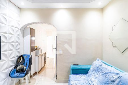 Sala de casa para alugar com 2 quartos, 72m² em Jardim D’abril, São Paulo