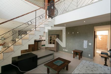 Sala de casa para alugar com 3 quartos, 224m² em Santa Amelia, Belo Horizonte