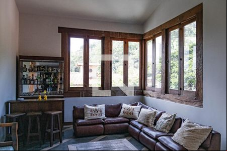Sala de casa à venda com 4 quartos, 354m² em Santa Lúcia, Belo Horizonte
