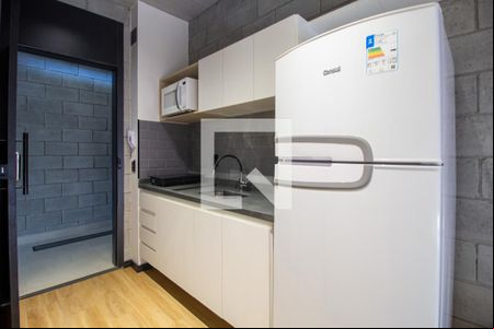 Cozinha de kitnet/studio para alugar com 1 quarto, 30m² em Vila Romana, São Paulo
