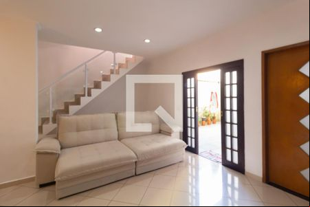 Sala de casa à venda com 3 quartos, 280m² em Conjunto Residencial José Bonifácio, São Paulo