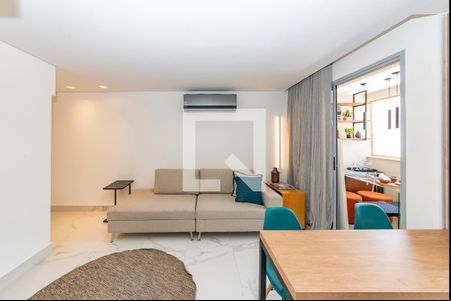 Sala de apartamento à venda com 1 quarto, 42m² em Barro Preto, Belo Horizonte