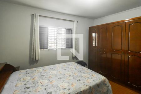 Quarto 1 de casa para alugar com 3 quartos, 350m² em Cangaiba, São Paulo