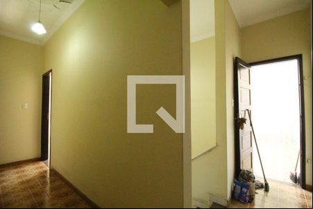 Sala - Corredores para os quartos de casa para alugar com 4 quartos, 225m² em Taquara, Rio de Janeiro