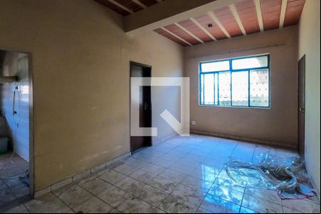 Hall de casa à venda com 7 quartos, 920m² em Centro, Betim