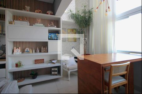 Sala de apartamento para alugar com 4 quartos, 205m² em Vale do Sereno, Nova Lima