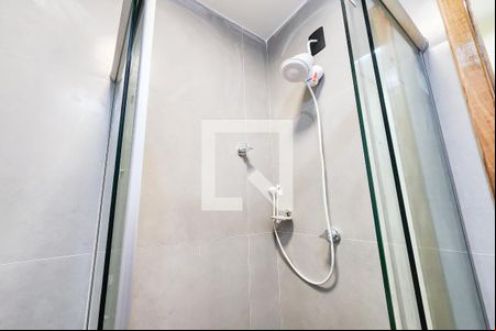 Banheiro de apartamento para alugar com 1 quarto, 24m² em Centro, Rio de Janeiro
