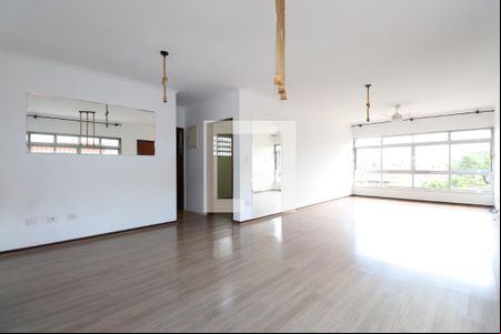 Sala de casa para alugar com 3 quartos, 240m² em Vila Romana, São Paulo