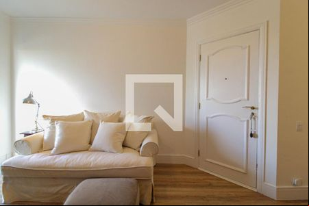 Sala de apartamento para alugar com 3 quartos, 89m² em Indianópolis, São Paulo