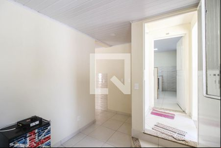 Sala de apartamento para alugar com 1 quarto, 44m² em Dom Rodrigo, Nova Iguaçu