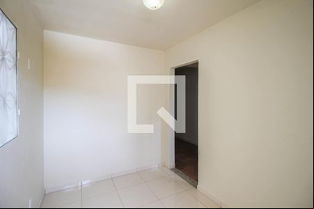 Sala de apartamento para alugar com 2 quartos, 60m² em Dom Rodrigo, Nova Iguaçu