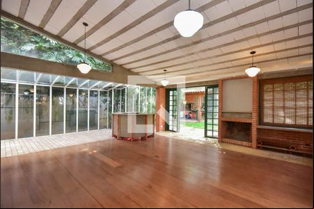Sala de casa de condomínio à venda com 2 quartos, 370m² em Jardim Morumbi, São Paulo