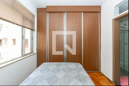 Suíte de apartamento para alugar com 2 quartos, 94m² em Barro Preto, Belo Horizonte