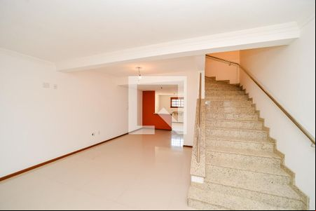 Sala de casa à venda com 3 quartos, 316m² em Jardim Itu, Porto Alegre