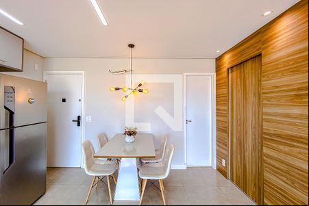 Sala de casa de condomínio à venda com 2 quartos, 48m² em Jardim Analia Franco, São Paulo
