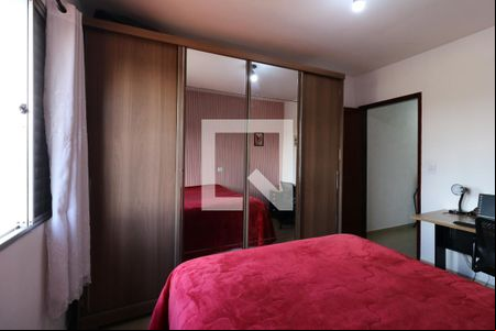 Quarto 1 de casa à venda com 3 quartos, 200m² em Jardim Silvana, Santo André