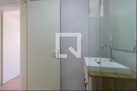 Banheiro de apartamento à venda com 1 quarto, 57m² em Centro, São Leopoldo