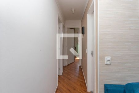 Corredor  de apartamento à venda com 3 quartos, 63m² em Piraporinha, Diadema