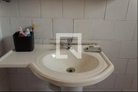 Banheiro de casa à venda com 2 quartos, 125m² em Jardim Andrea Demarchi, São Bernardo do Campo