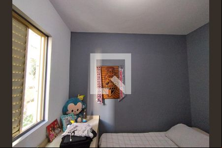 Quarto Solteiro de apartamento à venda com 3 quartos, 58m² em Parque Bristol, São Paulo