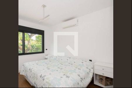Casa à venda com 4 quartos, 496m² em Alto de Pinheiros, São Paulo