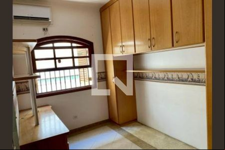 Casa à venda com 4 quartos, 300m² em Parque Sao Domingos, São Paulo