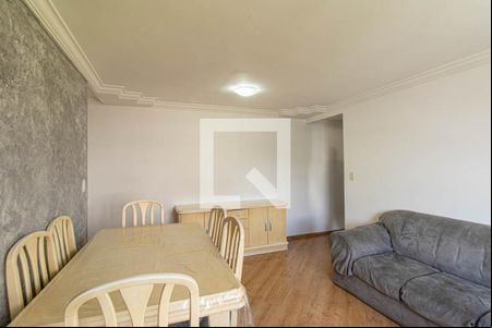 Sala de apartamento para alugar com 3 quartos, 70m² em Capão Raso, Curitiba