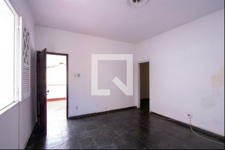Sala de casa de condomínio à venda com 3 quartos, 100m² em Santa Rosa, Niterói