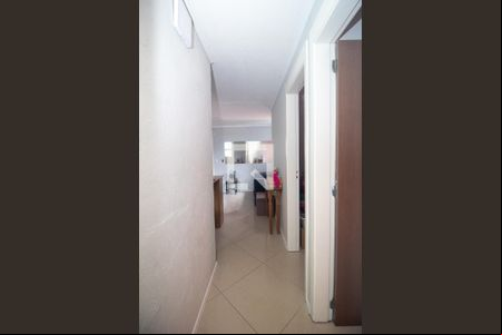 Corredor de apartamento para alugar com 2 quartos, 39m² em Campo Novo, Porto Alegre
