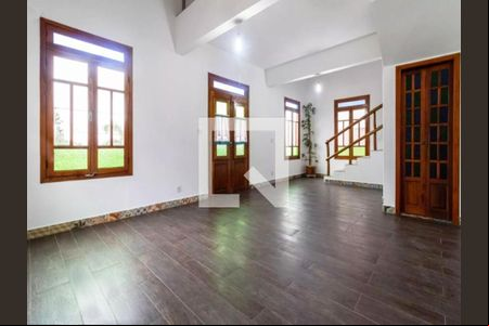 Casa de Condomínio à venda com 3 quartos, 360m² em Parque Sinai, Santana de Parnaíba