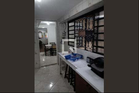 Casa à venda com 3 quartos, 189m² em Vila Camilópolis, Santo André