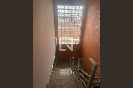 Escada de casa à venda com 3 quartos, 200m² em Vila Carrão, São Paulo