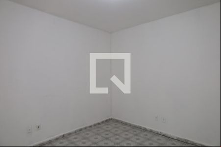 Quarto 1 de casa para alugar com 2 quartos, 50m² em Vila Carmosina, São Paulo