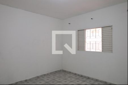Quarto 1 de casa para alugar com 2 quartos, 50m² em Vila Carmosina, São Paulo